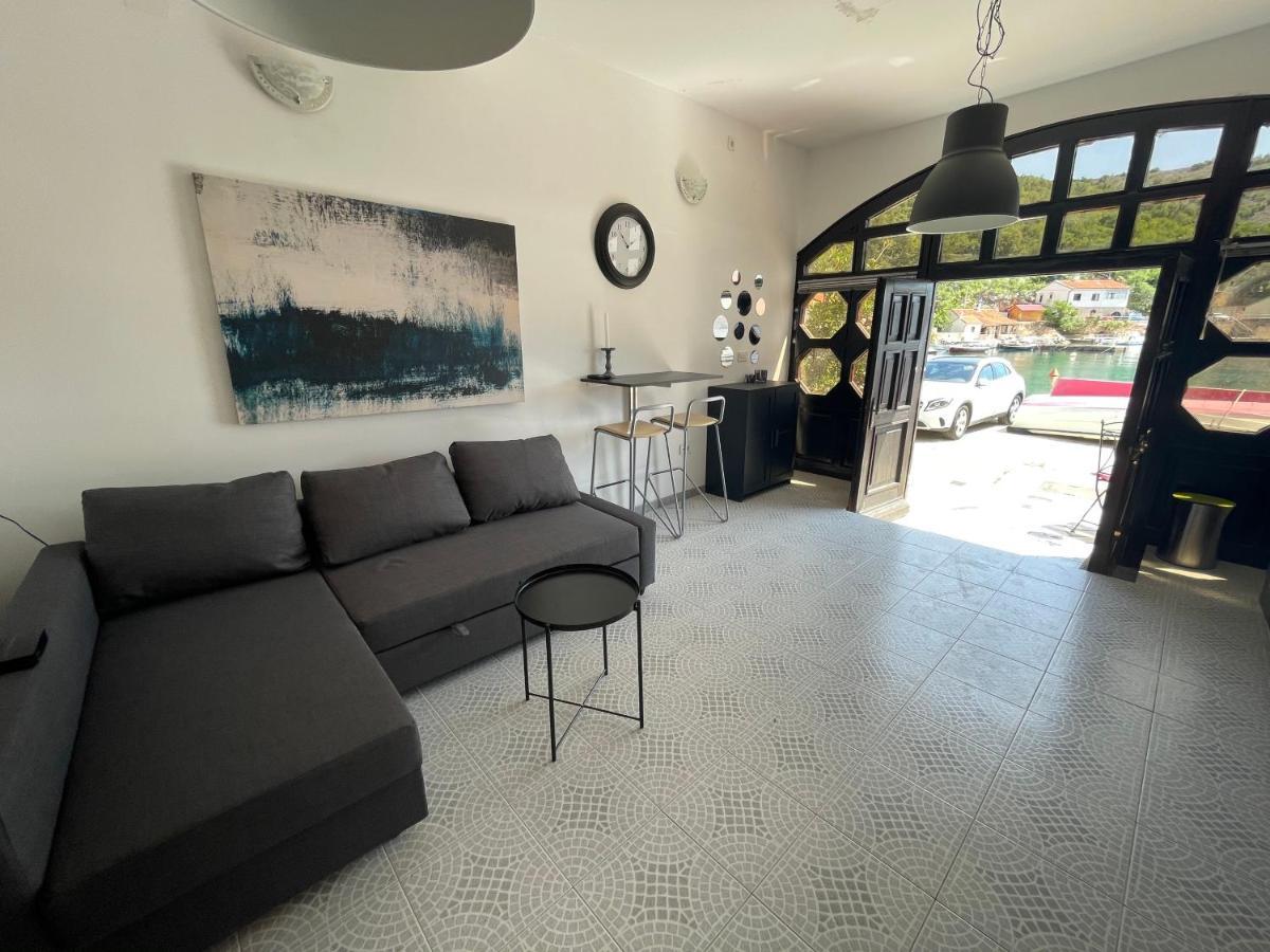Apartmani Pulic Senj  Esterno foto