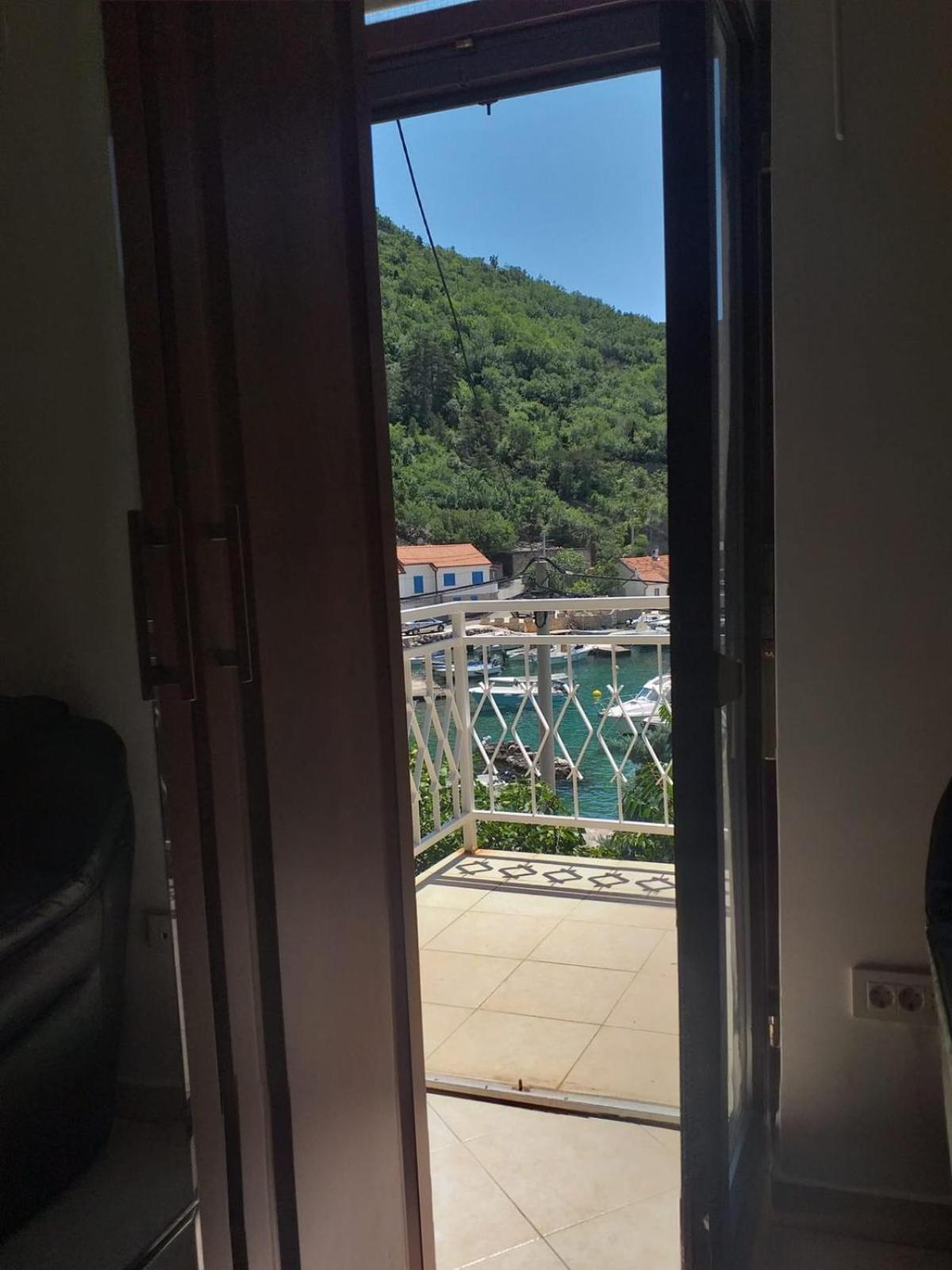 Apartmani Pulic Senj  Esterno foto
